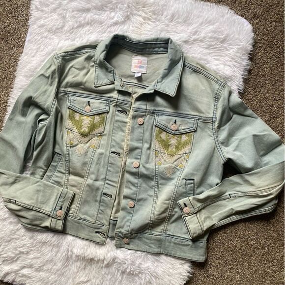 LuLaRoe Jackets & Blazers - LULAROE Harvey Embroidered Jean Jacket Aztec Light Wash Denim Women’s Size Large